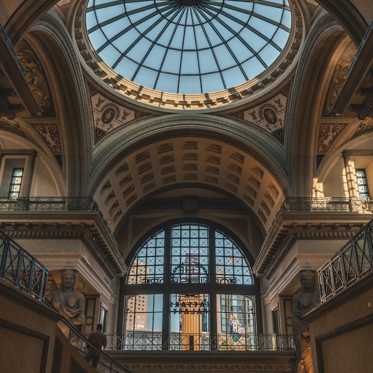 Family-friendly shopping and daily life in Italy